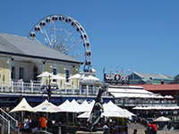 Kapstadt: Victoria & Albert Waterfront mit Tafelberg