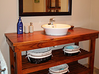 Holiday residence: en suite Bathroom